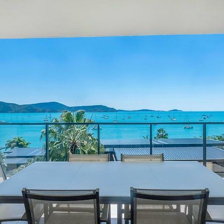 Executive On Whisper Bay - Cannonvale Airlie Beach Eksteriør billede