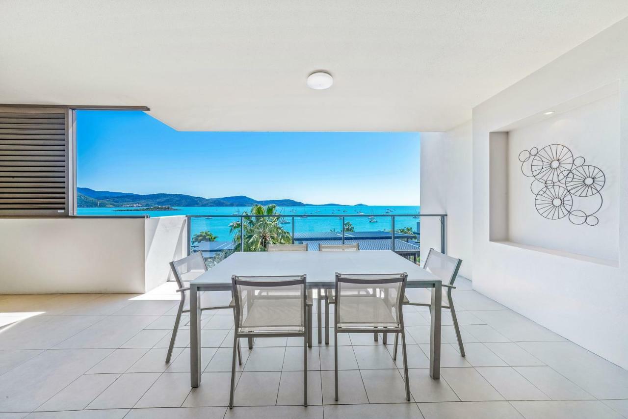 Executive On Whisper Bay - Cannonvale Airlie Beach Eksteriør billede
